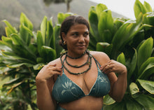 Load image into Gallery viewer, Aloha Triangle Top ~ Ki X Teal
