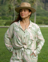 Load image into Gallery viewer, M.rah Longsleeve ~ Ginger Lei X Green
