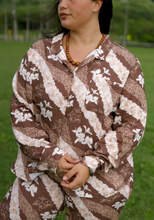 Load image into Gallery viewer, M.rah Longsleeve ~ Ginger Lei X Brown
