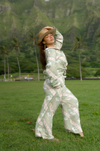 Load image into Gallery viewer, Lana Pants ~ Ginger Lei X Green
