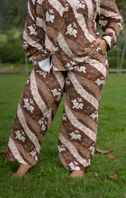 Load image into Gallery viewer, Lana Pants ~ Ginger Lei X Brown
