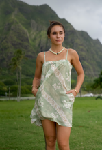 Load image into Gallery viewer, Kepola Maxi Dress ~ Ginger Lei X Green

